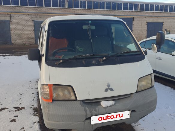 2000 Mitsubishi Delica Van IV, белый, 550000 рублей