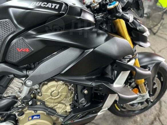2022 Ducati Streetfighter V4, чёрный, 1950000 рублей - вид 16