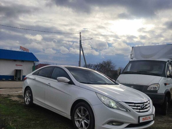 2010 Hyundai Sonata VI (YF), белый, 1180000 рублей - вид 2