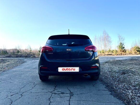 2015 Kia Ceed II, серый, 1250000 рублей - вид 5