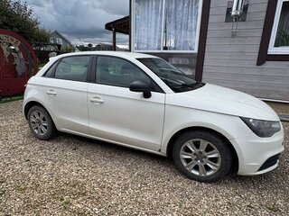 2012 Audi A1 I (8X), белый, 550000 рублей, вид 3