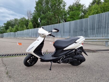 2015 Suzuki Address 125, белый, 250000 рублей, вид 1