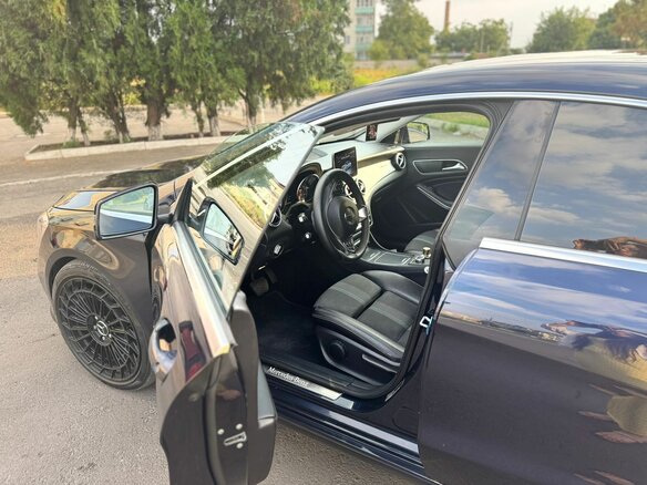 2017 Mercedes-Benz CLA 200 I (C117, X117) Рестайлинг, синий, 1800000 рублей - вид 23