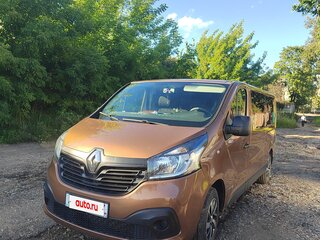 2017 Renault Trafic III, коричневый, 2000000 рублей, вид 1