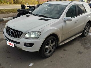 2007 Mercedes-Benz M-Класс 350 II (W164), белый, 2000000 рублей, вид 1