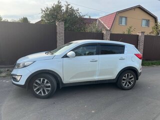 2015 Kia Sportage III Рестайлинг, белый, 1400000 рублей, вид 2