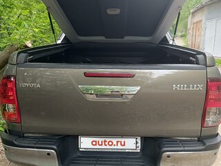 2021 Toyota Hilux VIII Рестайлинг 2, серый, 5000000 рублей, вид 1