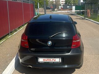 2008 BMW 1 серии 116i I (E81/E82/E87/E88) Рестайлинг, чёрный, 700000 рублей, вид 4
