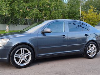 2011 Skoda Octavia DSG7 II (A5) Рестайлинг, серый, 870000 рублей, вид 2