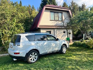 2012 Mitsubishi Outlander II Рестайлинг, белый, 1240000 рублей, вид 5