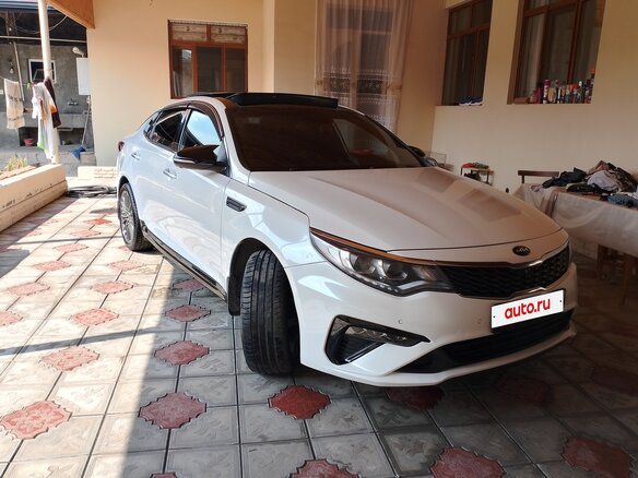 2020 Kia Optima IV Рестайлинг, белый, 1680000 рублей - вид 2