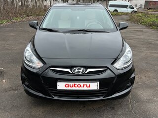 2011 Hyundai Solaris I, чёрный, 735000 рублей, вид 2