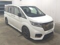 2022 Honda Stepwgn V Рестайлинг, белый, 1950000 рублей