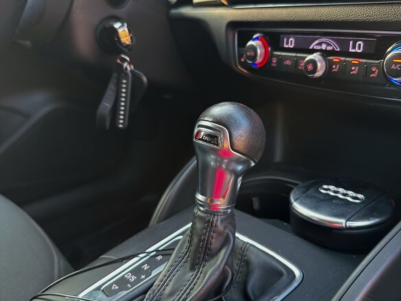 2014 Audi A3 III (8V), чёрный, 1500000 рублей - вид 9