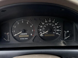 2001 Toyota Corolla VIII (E110) Рестайлинг, бежевый, 230000 рублей, вид 5