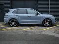 2025 Porsche Cayenne GTS III Рестайлинг, серый, 23999000 рублей - вид 3