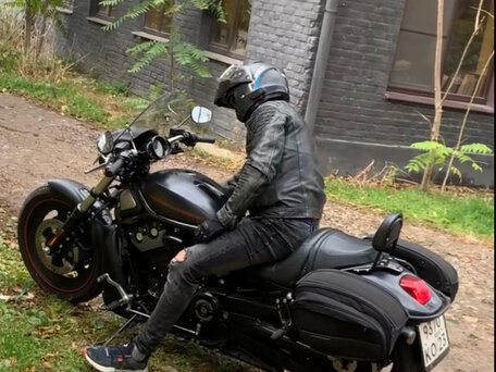 2009 Harley-Davidson V-Rod, чёрный, 1550000 рублей, вид 1