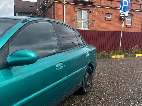 2001 Kia Rio I, зелёный - вид 2
