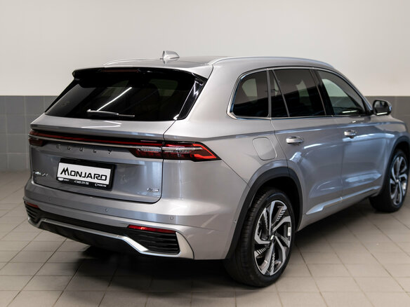 2026 Geely Monjaro I, серебристый, 4599990 рублей - вид 4