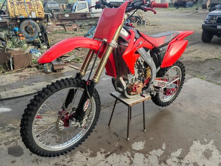 2007 Honda CRF 450R, красный, 451000 рублей, вид 1