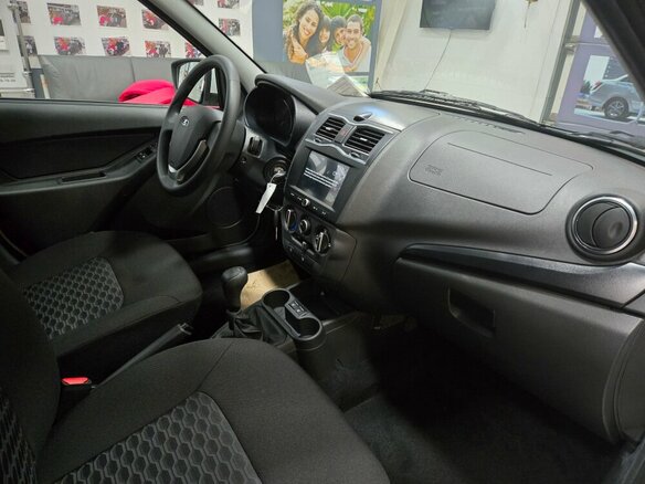 2026 Lada (ВАЗ) Granta I Рестайлинг, белый, 1218000 рублей - вид 10