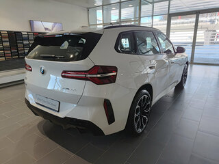 2025 BMW X3 Long 30L xDrive IV (G45/G48), белый, 7800000 рублей, вид 5