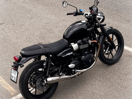 2019 Triumph Street Twin, чёрный, 1150000 рублей, вид 3