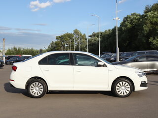 2022 Skoda Rapid II, белый, 1699000 рублей, вид 4