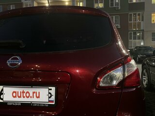 2013 Nissan Qashqai I Рестайлинг, красный, 1400000 рублей, вид 3