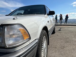 1990 Toyota Crown VIII (S130), бежевый, 455000 рублей, вид 5