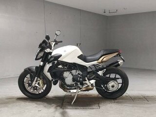 MV Agusta Brutale 675