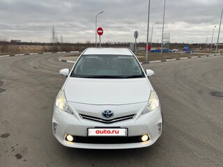 2011 Toyota Prius Alpha I (ZVW40/41), белый, 1220000 рублей, вид 2