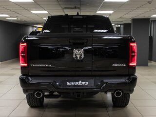 2026 Ram 1500 Crew Cab V Рестайлинг, чёрный, 10700000 рублей, вид 5