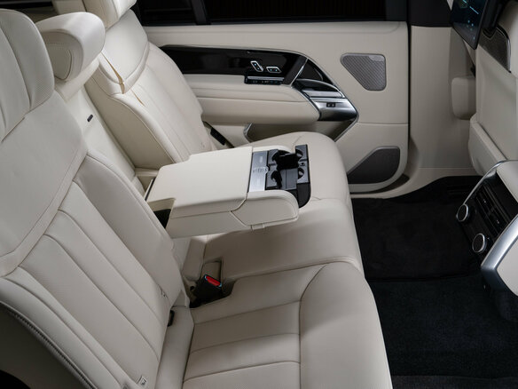 2026 Land Rover Range Rover D350 MHEV Long V, чёрный, 25990000 рублей - вид 22