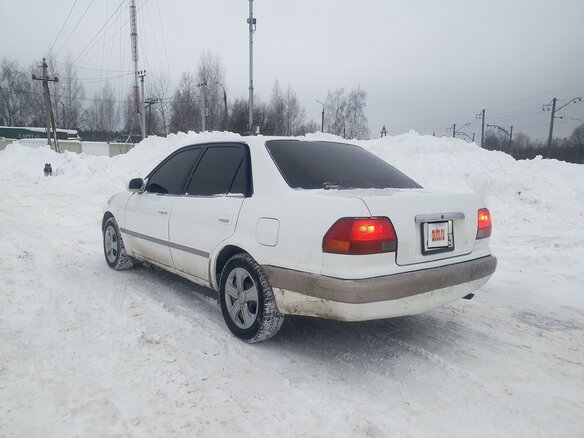 1997 Toyota Corolla VII (E100), белый, 350000 рублей - вид 3