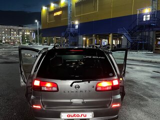 2001 Nissan Liberty, серый, 390000 рублей, вид 4