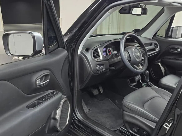 2023 Jeep Renegade I Рестайлинг, чёрный - вид 5