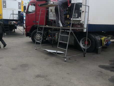 1994 Volvo FH, красный, 1300000 рублей, вид 4