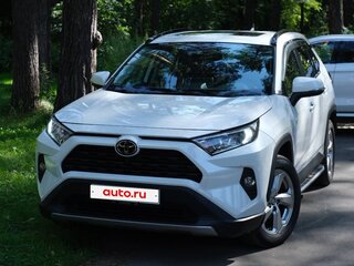 2020 Toyota RAV4 V (XA50), белый, 3300000 рублей, вид 1
