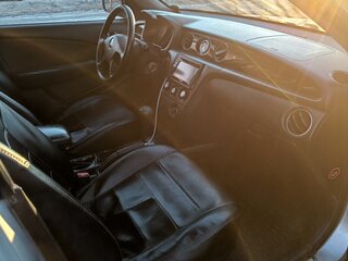 2003 Mitsubishi Outlander I, серебристый, 680000 рублей, вид 4