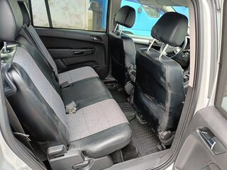 2013 Opel Zafira B Рестайлинг, серебристый, 1000000 рублей, вид 2