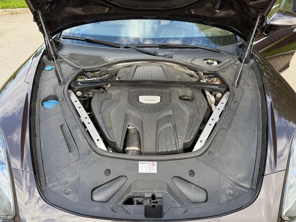 2019 Porsche Panamera 4 II, коричневый, 6700000 рублей - вид 10