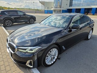 2020 BMW 5 серии 530i xDrive VII (G30/G31/G38) Рестайлинг, чёрный, 5800000 рублей, вид 2