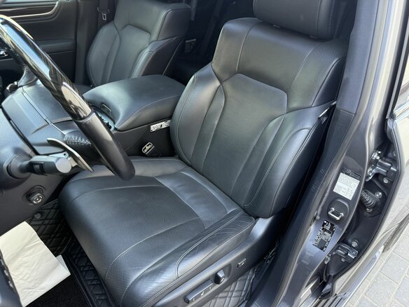 2020 Lexus LX 570 III Рестайлинг 2, серый, 13300000 рублей - вид 33