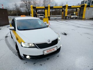 2018 Skoda Rapid I Рестайлинг, белый, 630000 рублей, вид 3