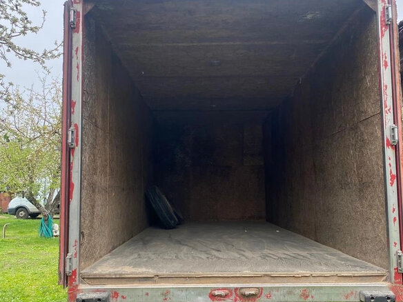 2006 Mercedes-Benz Atego, красный, 3000000 рублей - вид 3