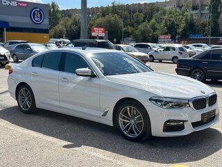 2019 BMW 5 серии 520d VII (G30/G31/G38), белый, 2200000 рублей, вид 3