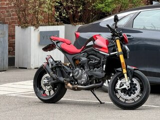 2024 Ducati Monster 937, красный, 1275000 рублей, вид 1