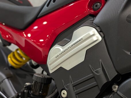 2023 Ducati Diavel V4, красный, 3300000 рублей, вид 5