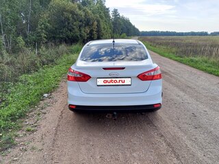 2011 Ford Focus III, белый, 600000 рублей, вид 3